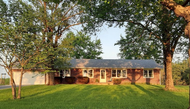 Broken A Ranch offers Charm on the Farm, close to Truman and Osage River