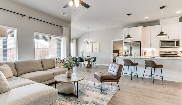Broken Arrow's Crown Jewel: Where Comfort Meets Luxury