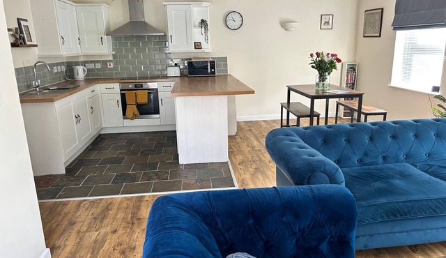 Bromyard-Apartment-2BR-Parking-5minToCityCenter