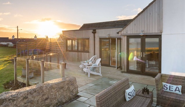 Bron Wendon: Seaside 3-Bed Home in Cemaes Bay | Managed by Anglesey Holiday Lettings