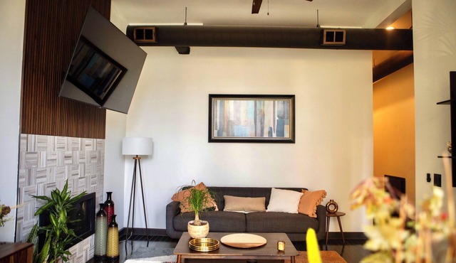Bronzeville Bohemian Loft