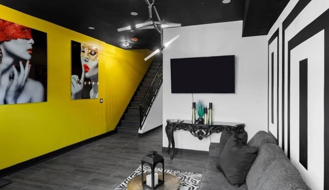 Bronzeville Luxury Black & White Duplex