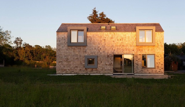 Brook Lodge Farm - a holiday let that sleeps 6 guests in 3 bedrooms