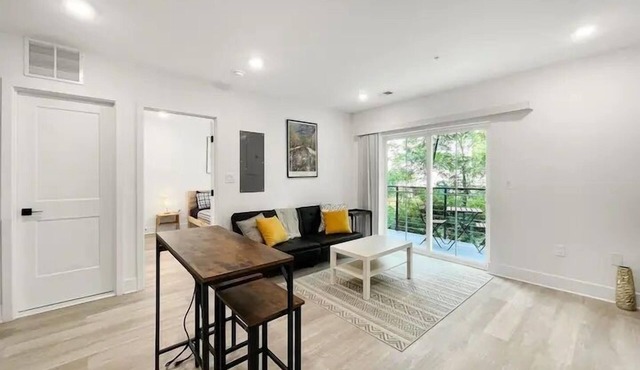 Brookland Home with Pleasant Views & Dining Spot