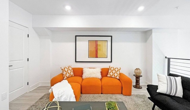 Brookland Penthouse with Rooftop Views & Garden View