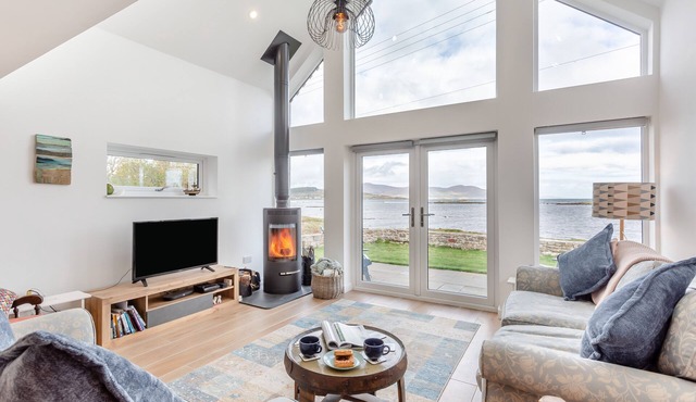 Brooklyn - Four Bedroom House, Sleeps 7