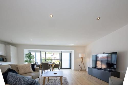 Brooklyn Mews-Free Parking-Village Location