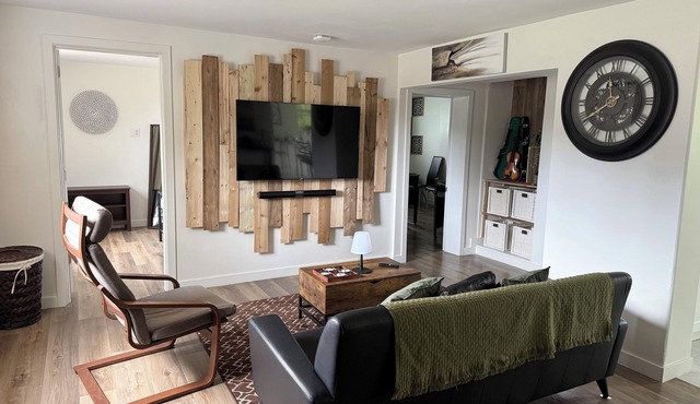 Brook’s Hollow: Cozy countryside retreat nestled within Niagara wine district