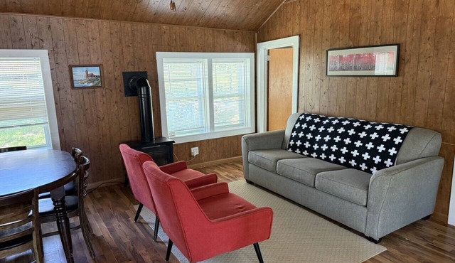 Brookside Cottages and Resort Retreat Cottage