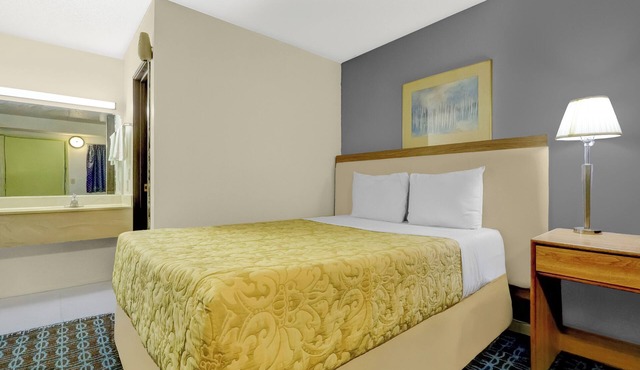 Brookville Inn By OYO Near Dayton International Airport