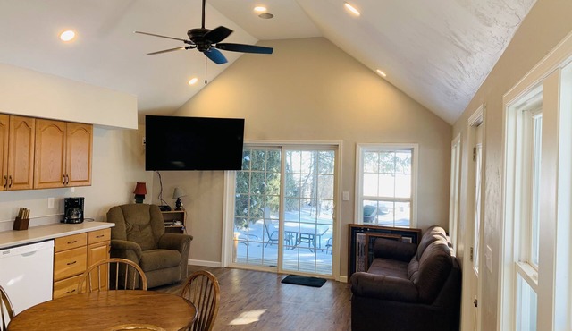 Brothers lake drive chalet