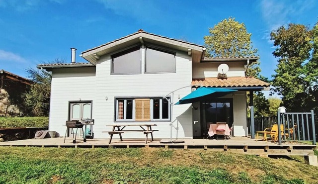 Brouzenac · Superb modern chalet with 12 possible beds in the