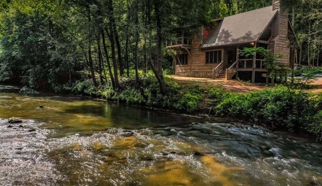 Brown Trout Lodge - River Front, Dog Friendly