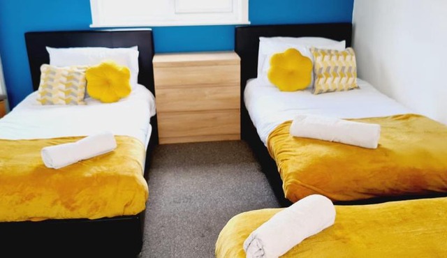 Browning House Bedrooms I Long or Short Stay I Special Rate Available