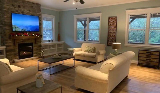 Bruce “GOLF” Getaways