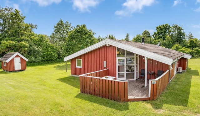 "Bruna" - 300m from the sea by Interhome