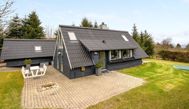 "Brunhild" - 300m to the fjord by Interhome