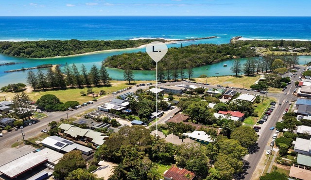 BRUNSWICK PALMS 1, TOP NOTCH