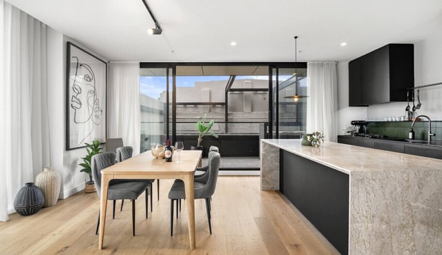 Brunswick's Best - Modern Oasis