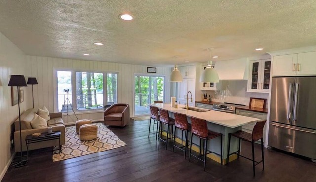 Brush Lake Bliss, a serene 3 bed, 2 bath lakehouse