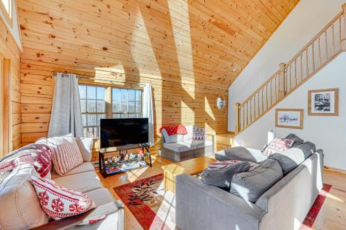 Brushridge Mountain House Ski, Hike and Fish