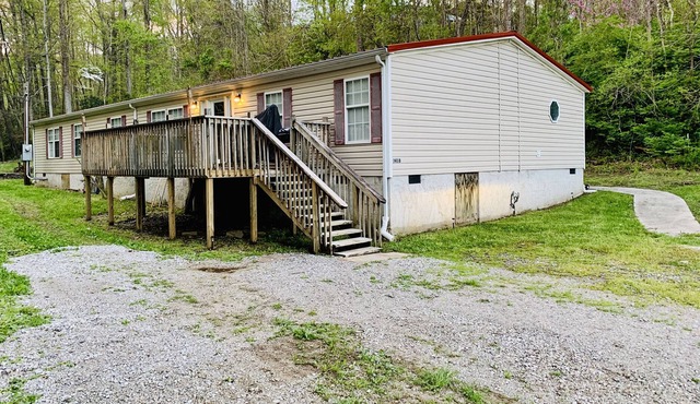 Brushy Mountain Lodge @ Windrock Park