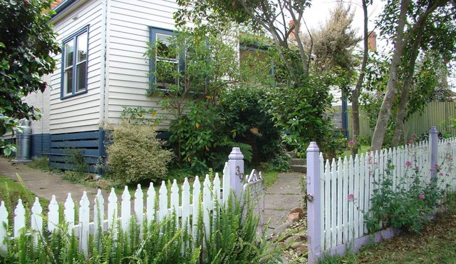 Bruthen Self Contained Cottage