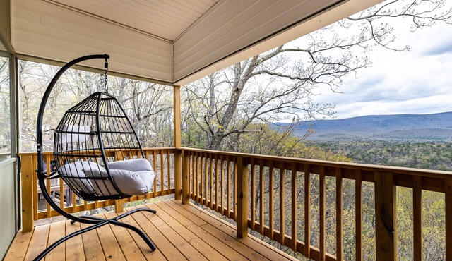 Bryce Resort Retreat in Shenandoah w/Amazing Views