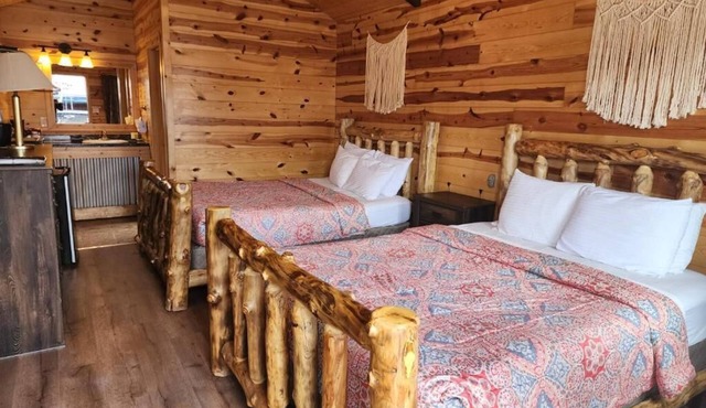 Bryce Valley Lodging