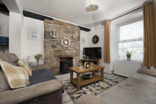 Bryher Cottage - Close to Beach, Pet Friendly - Free WiFi