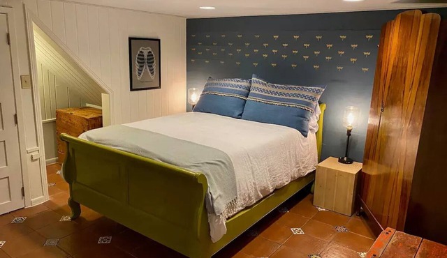 Bryker Woods Bunker CENTRAL ATX minutes to downtown & UT Campus