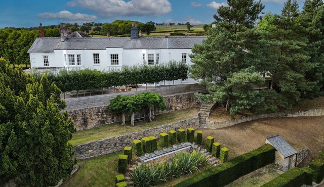 BRYN TANAT HALL, family friendly in Llansantffraidd-Ym-Mechain