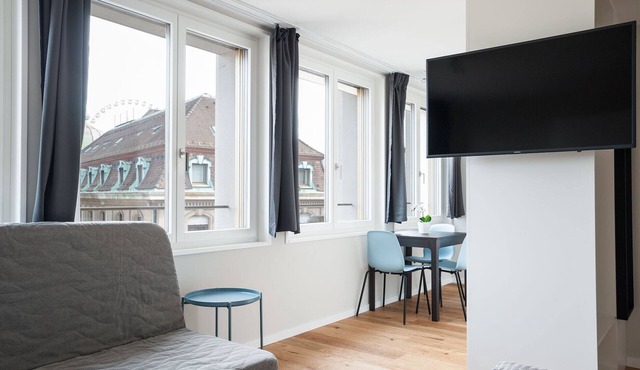 BS Picasso III - Marktplatz HITrental Apartment