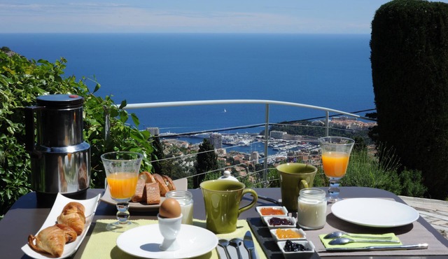 B§B ,quiet wonderful view on Monaco for your vacations , near Nice Menton Monaco