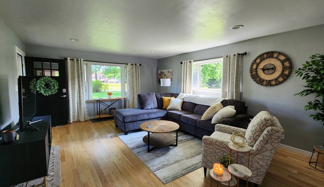 Btown Countryside Guest Home; Near IU; Family-Friendly