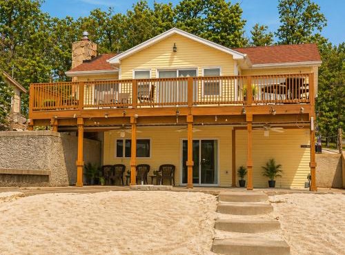 Buccaneer Bay #28 - Beachfront Bliss