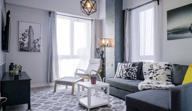 Buchanan *201* - Midtown Condo Luxe + Gym