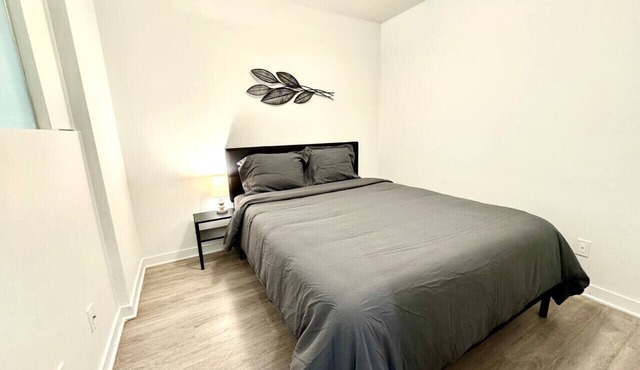 Buchanan *605* - Midtown Luxe Loft + gym