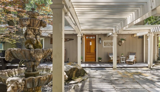 Buck Hollow ~ Peace and Quiet Abound at this Creekside Retreat.