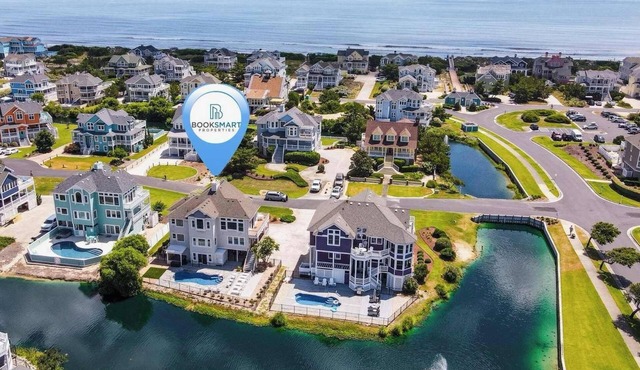 Buck Island Corolla Walk to Beach, Heated Pool/Spa