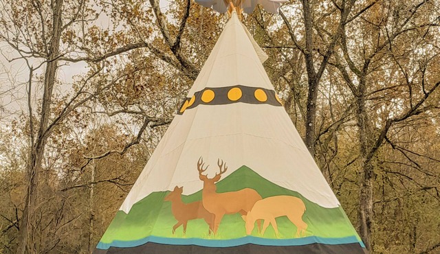 Buck Wild Teepee at The Edge—Unique Riverfront Glamping in Salt Lick, KY