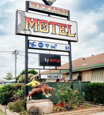 Buckaroo Motor Inn