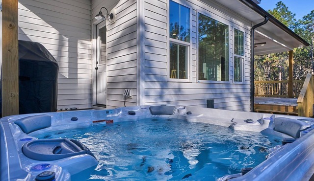 Bucket List Golf - Private par 3 hole w. hot tub