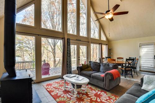 Buckhead Home w/On-Site Lake Oconee Access!