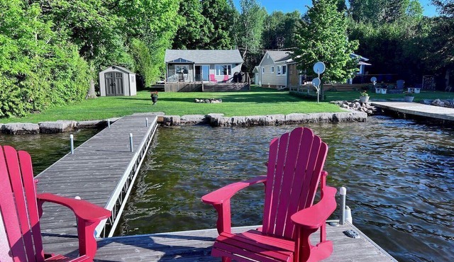 Buckhorn Lakeside Cottage