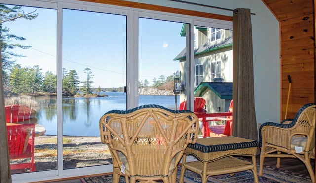 Buckhorn's Angelfire Resort - Lakeview