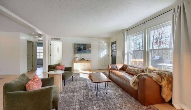 Buckingham Woods I Hocking Hills