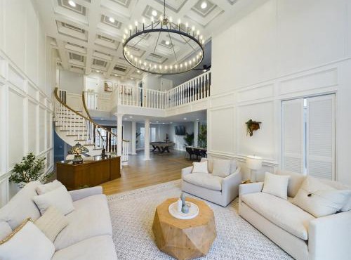 Buckle n Boots BNB - 20 minutes to downtown and pool
