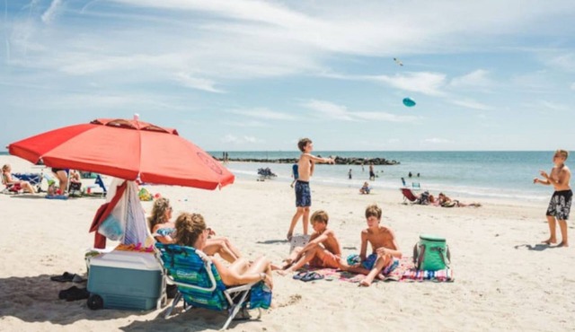 Buckroe Bungalow Buckroe Bungalow Escape to the Beach 2mins Away