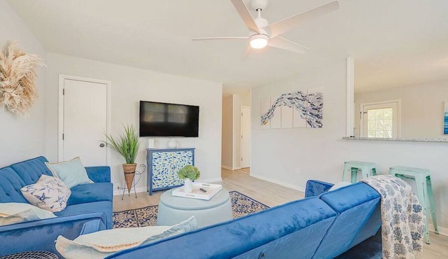 #Buckroe Bungalow ~Escape to the Beach 2mins Away!